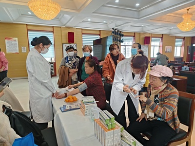 蘭州城關區(qū) 志愿服務進社區(qū)，健康義診暖民心